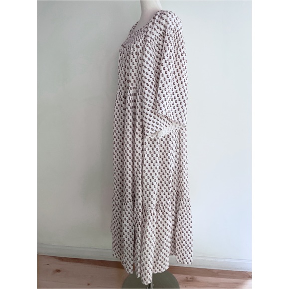 NWT Anaak Block Print Floral Blue and Cream Oversized Smocked Tiered Midi Dress - Picture 6 of 9